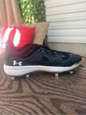 Women’s Under Armour Cleats